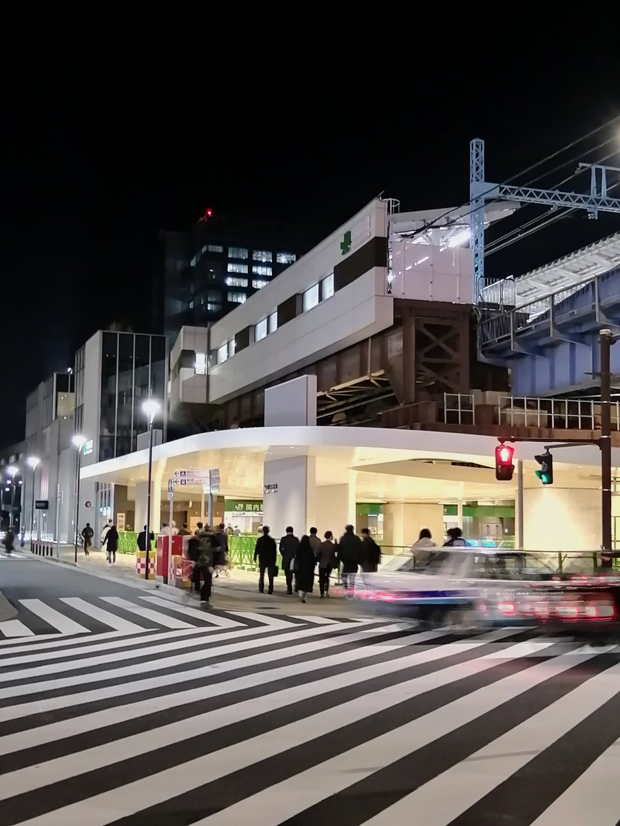 YforYes's tweet image. コンテポラリーズの最新作。乱雑さの中に佇む、おおらかな都市広場。こりゃ関内駅が変わる。