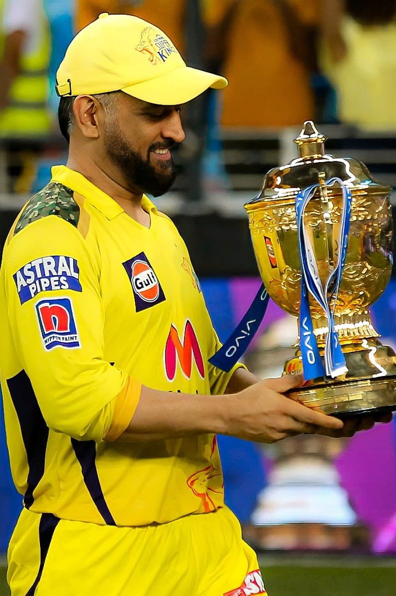 AnbuMSD1's tweet photo. @ChennaiIPL @msdhoni @imjadeja Most successful captain Era comes to an End 💔🥲
Love you #MSD #Dhoni #MSDhoni 
#CaptainCool #CaptainCool𓃵 
#TheFinisher #THALA https://t.co/y8diTwEJxF