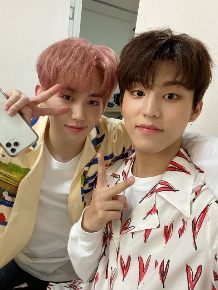 iksanfiles's tweet photo. to jeongwoo and junghwan's supportive, all rounder and lovely hyung, happiest birthday, mashiho! 🎉 https://t.co/YQM3qeGgj6