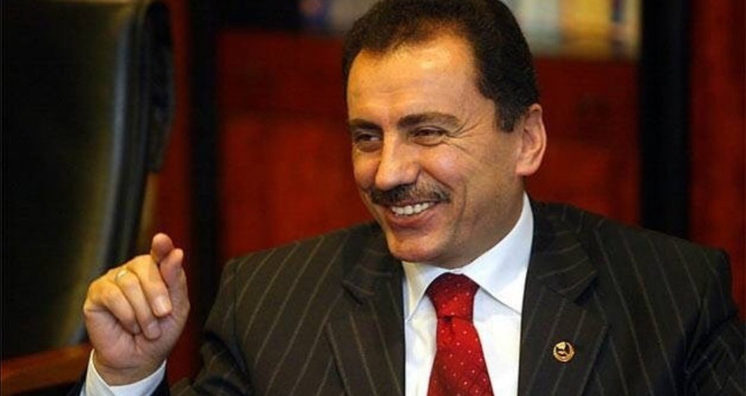 Zulüm Azrail olsa da hep Hakk’ı tutacağım Mukaddes, davalarda ölüm bile güzeldir.
Bu ülkede dürüst olmak başa beladır ama o bela başımızın tacıdır
İki saniye sonrasına garantimiz olmayan bir hayatımız için fırıldak olmaya gerek yok Diyen 
#MuhsinYazicioglu sana rahmet ve özlemle