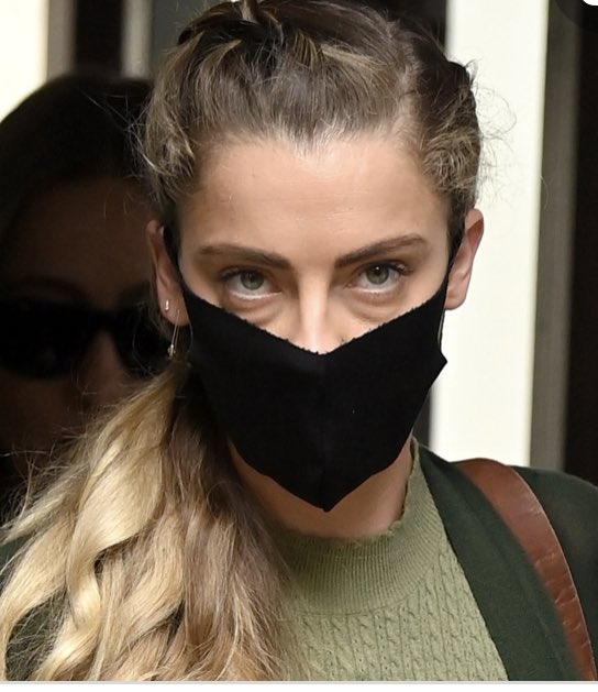 SouthernGirlTea's tweet photo. This is a woman under the weight of a lie.  Don’t continue to risk losing your husband/child for a misguided loyalty to Amber Heard. https://t.co/LoZaLYMUNn