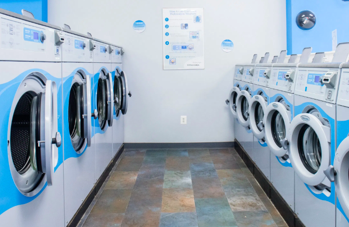 GarmentMachine's tweet image. Is the coin laundry business right for you? Your decision to buy a #laundrybusiness doesn't need to be a flip of a coin.

Download our free eBook that details what's required and what you should be considering before taking the #laundromat leap.

hubs.la/Q016kpqR0