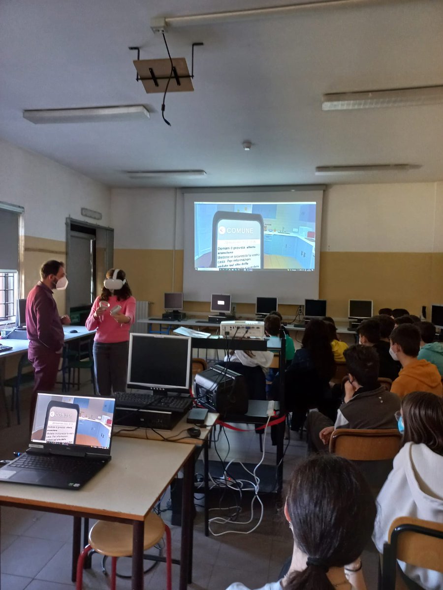 ProCivPiemonte's tweet photo. Oggi si è svolto il primo degli incontri previsti dal progetto #riskact nella scuola media di #Frossasco. I ragazzi hanno "giocato" con il videogioco realizzato dal @PoliTOnews per apprendere le buone pratiche di protezione civile. https://t.co/zmUA9XhvIN
