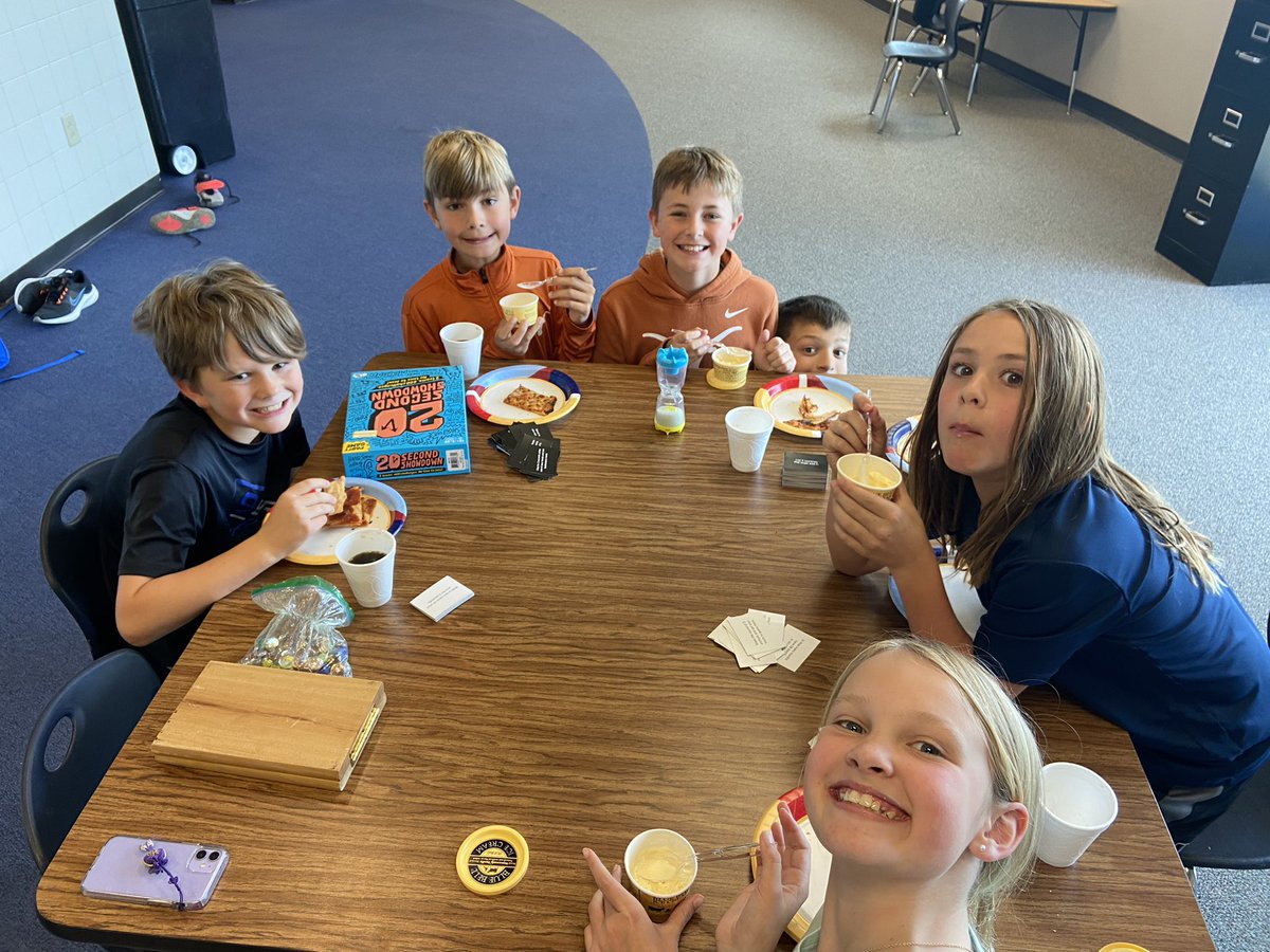 Beth Barr tweet media