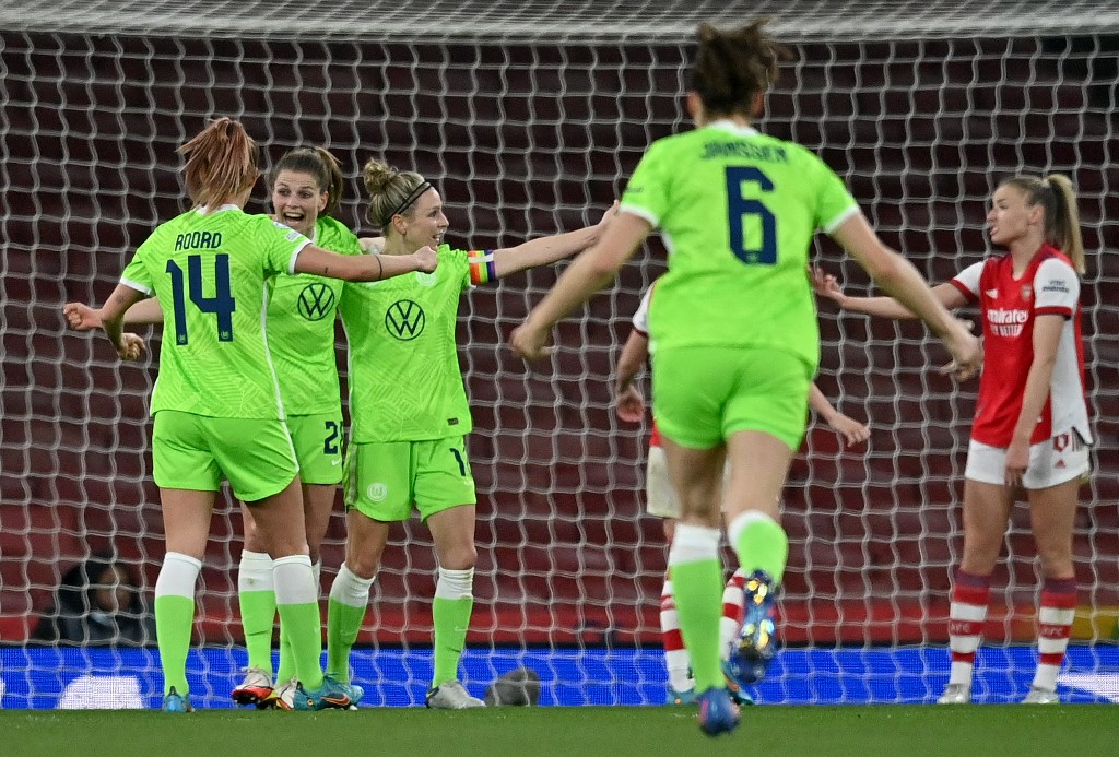 FidoMedia's tweet photo. frauenfussball via@FidoMedia 
Ein 1:1 erreichten die @VfL_Frauen im @UWCL-Viertelfinal-Hinspiel beim @ArsenalWFC.
https://t.co/e8dDekV789 https://t.co/91U2Qp53zh
