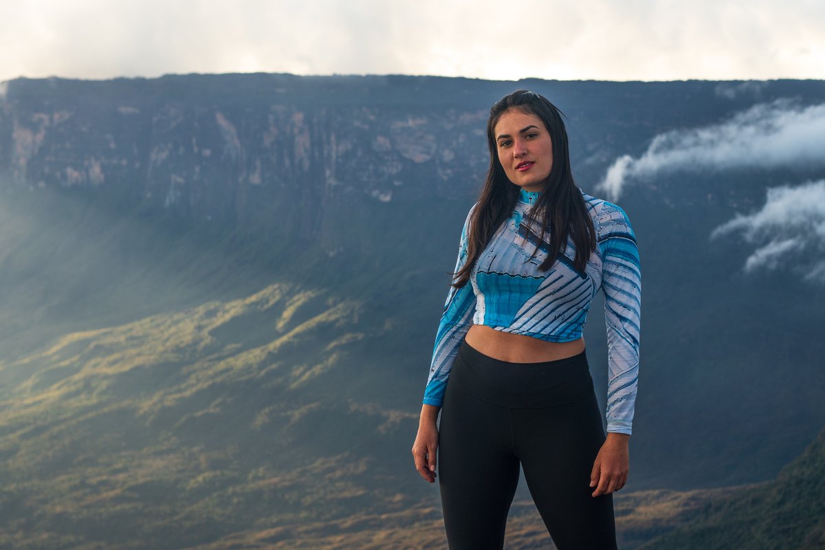 El videoclip fue grabado en su más reciente expedición al Roraima Tepuy“Te Tengo a Ti” es lo nuevo de Liana Malva - mailchi.mp/produceycomuni…