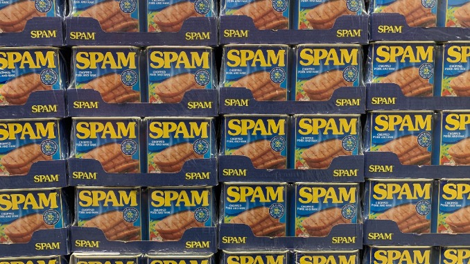 PasteMagazine's tweet image. 5 of our favorite uses for Spam: This nostalgic pantry staple should make its way into your favorite dishes more often. #spam #spammusubi #budaejjigae bit.ly/3wADbKm