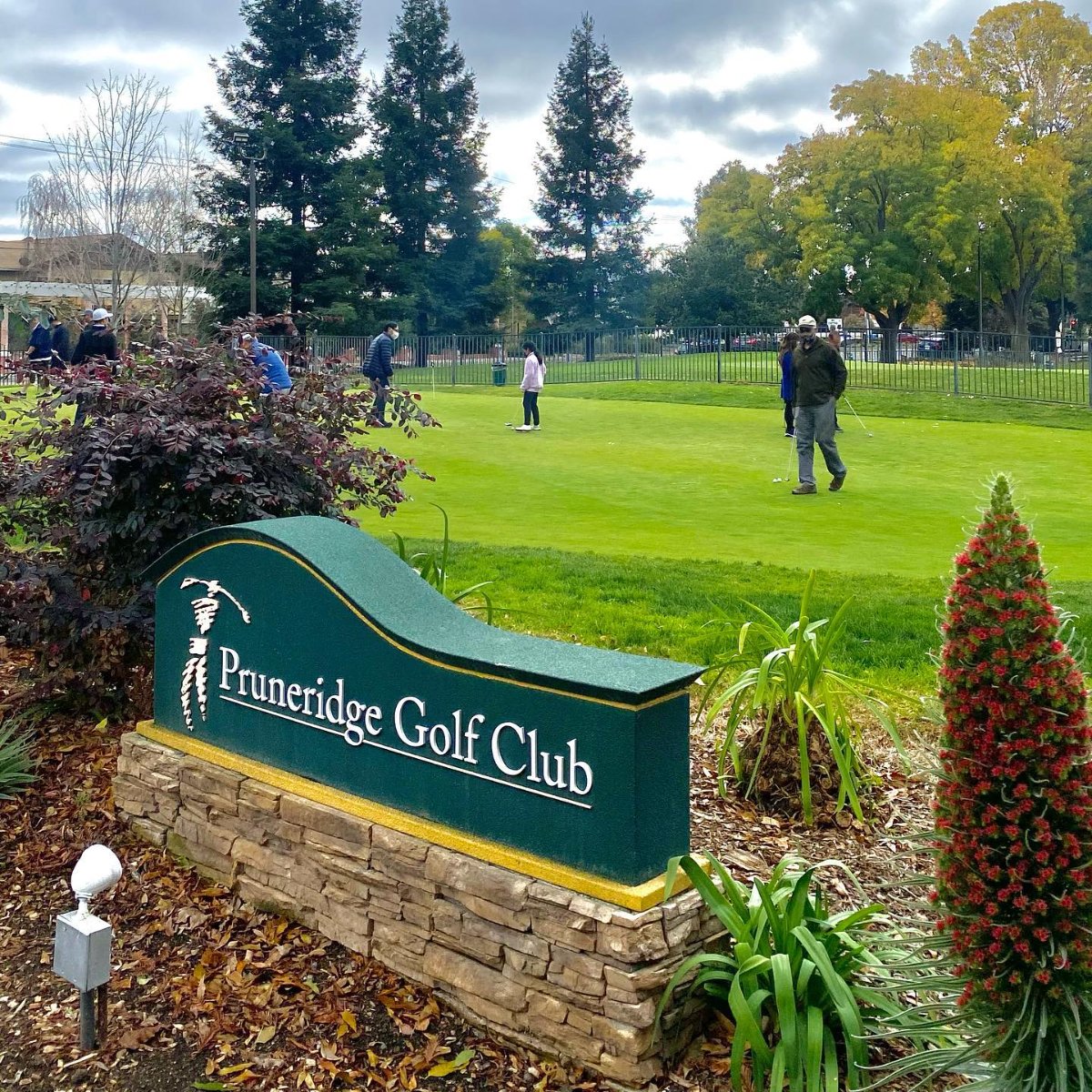 Pruneridgegolf's tweet photo. The name may say, "Golf Club," but we feel we're more of a golf community. Stop on by to see why that is. https://t.co/EN8nLkcv6W