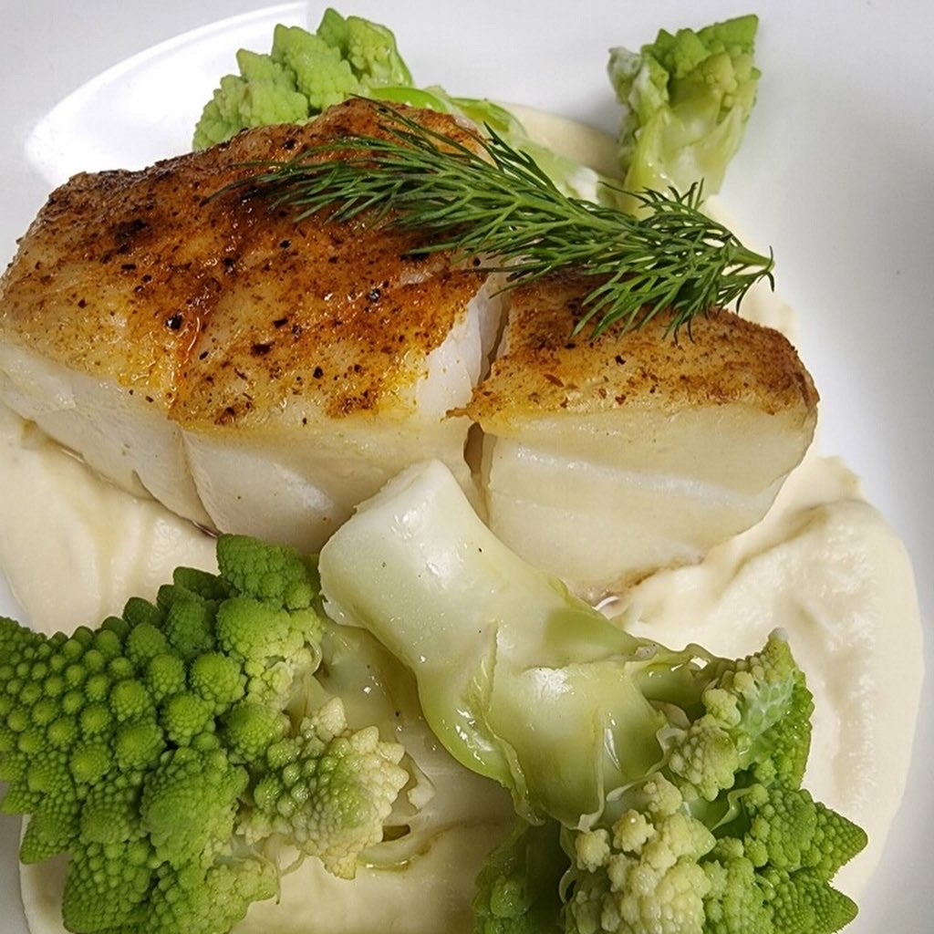 Danny’s Kitchen + Bar tweet media