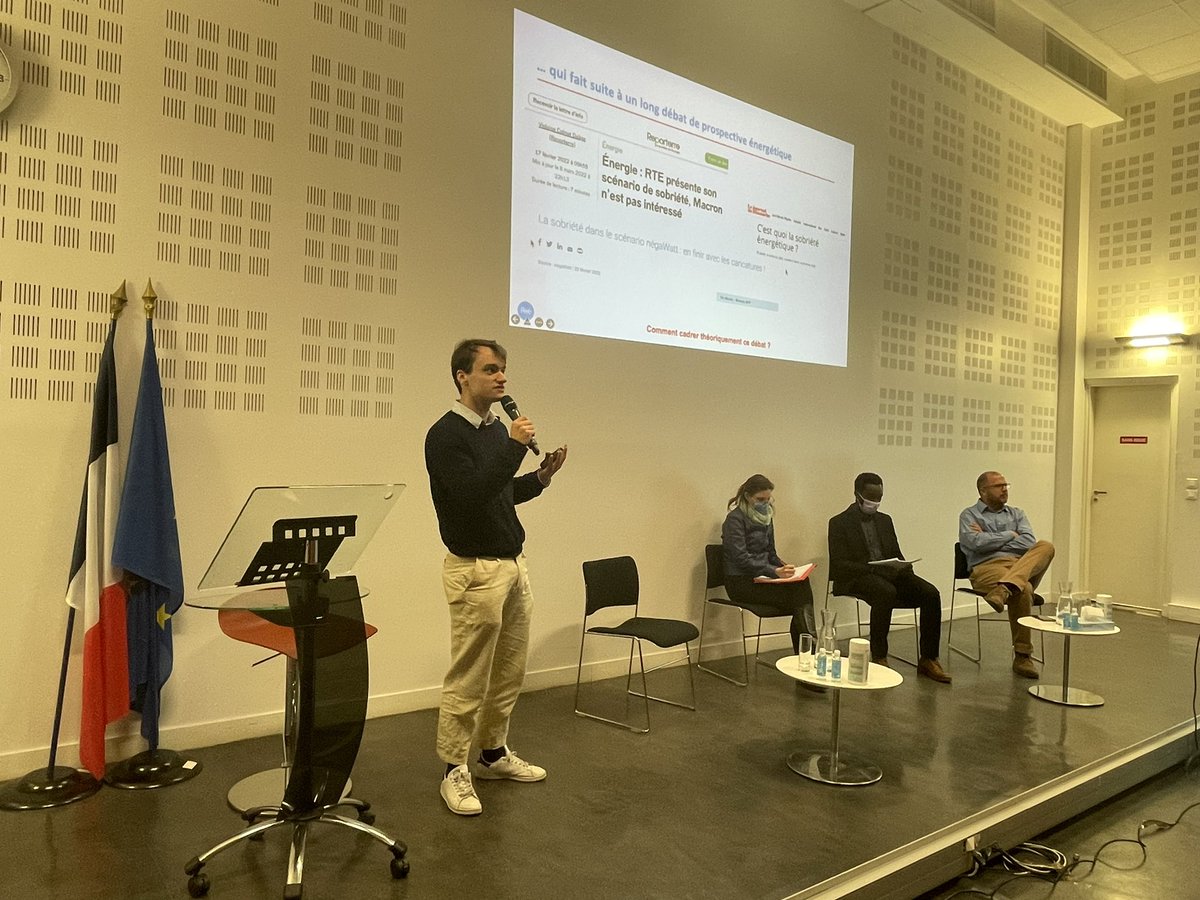 «Solidarité et conception de réseau électrique », travail présenté par Antoine Goutaland, doctorant sous la direction du professeur Blanche Segrestin <a href="/MINES_ParisTech/">M</a>