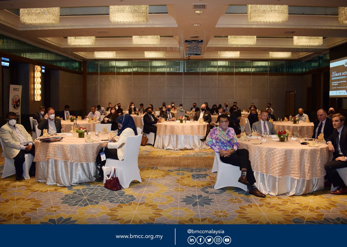 BMCCmy's tweet photo. The BMCC signed two separate MoUs with @UNGCMYB and @BSI_Malaysia respectively to raise awareness and understanding of sustainability and climate change practices within Malaysian businesses.
Learn more: https://t.co/seW4uCDpFC
#BMCC #BMCCMember #MoU https://t.co/hAHBuRPx0d