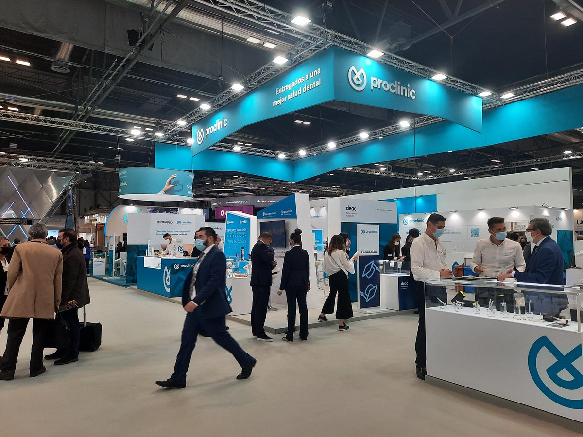Proclinic_SA's tweet photo. Arranca la @feriaexpodental y nosotros te traemos lo último en soluciones de #CADCAM, #radiologíadigital y #equipamiento para que des el salto a la digitalización de la mano de #Proclinic y #Fadente. 🤩

¡Descúbrelo en los stands 10E06 y 10D02! https://t.co/LqcyCPzjFA