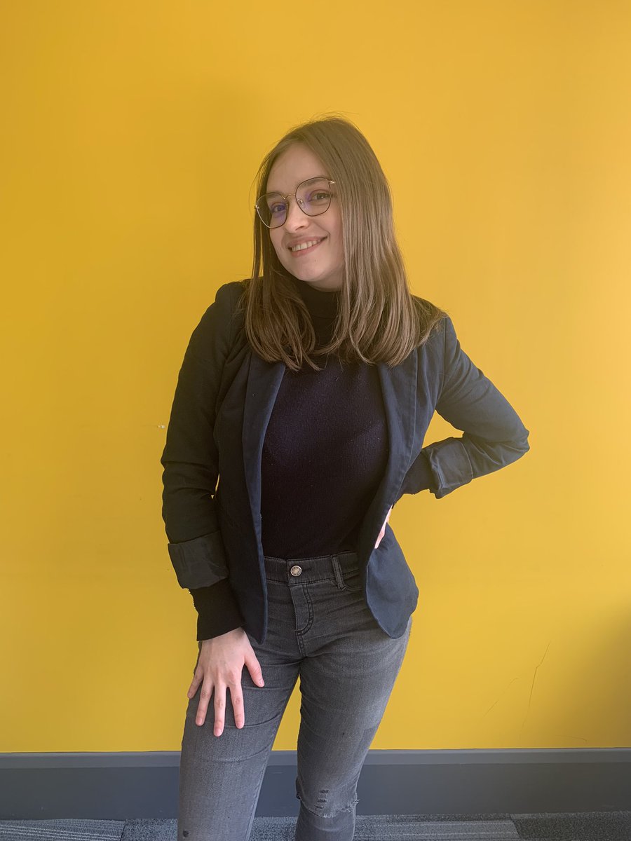 Meet your TV presenter for today! <a href="/Bianca_Bie_/">Bianca Capatina</a> Make sure to tune in at 3pm!