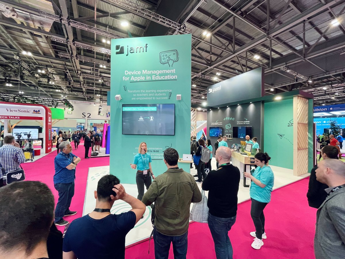 Today we are welcoming some new guest speakers who will share their digital learning story. Join us at stand SF51, from 10:30 until 16:00, to hear these great presentations and ask all your questions. 

#edtech #bett #jamfedu #digitallearning