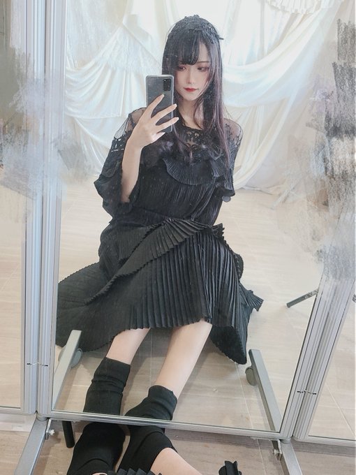 コスプレイヤーしろさきのTwitter画像37