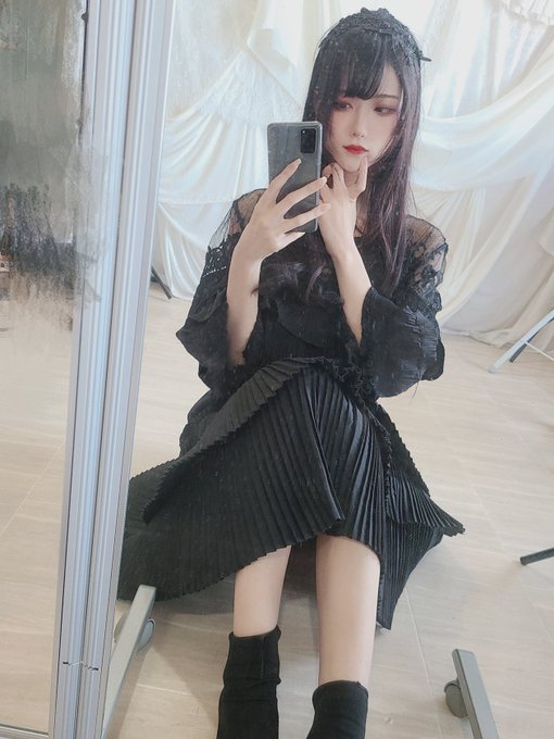 コスプレイヤーしろさきのTwitter画像38