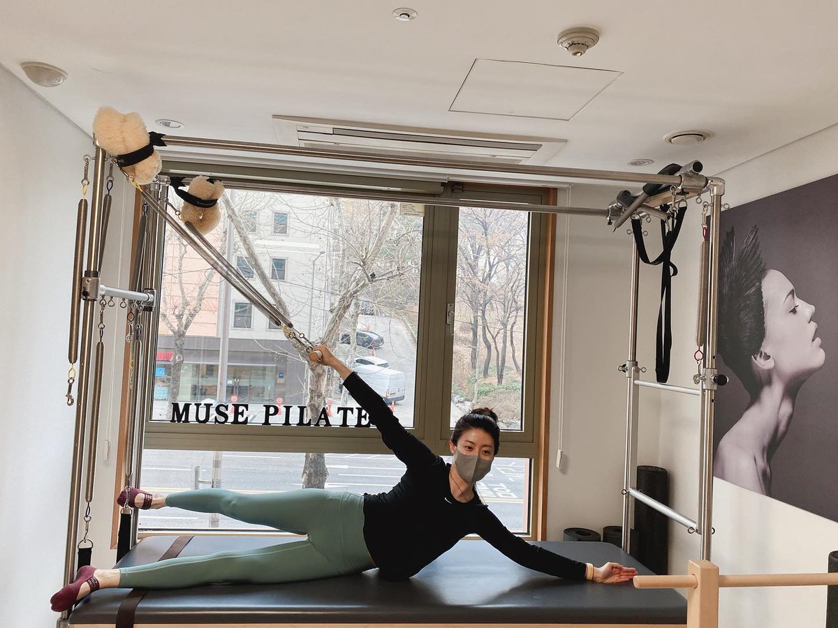 jh_0917_'s tweet photo. 출처-musepilates
운동도 열심히 남배우👍👍👍 #남지현 https://t.co/Ci5E4TSlrJ