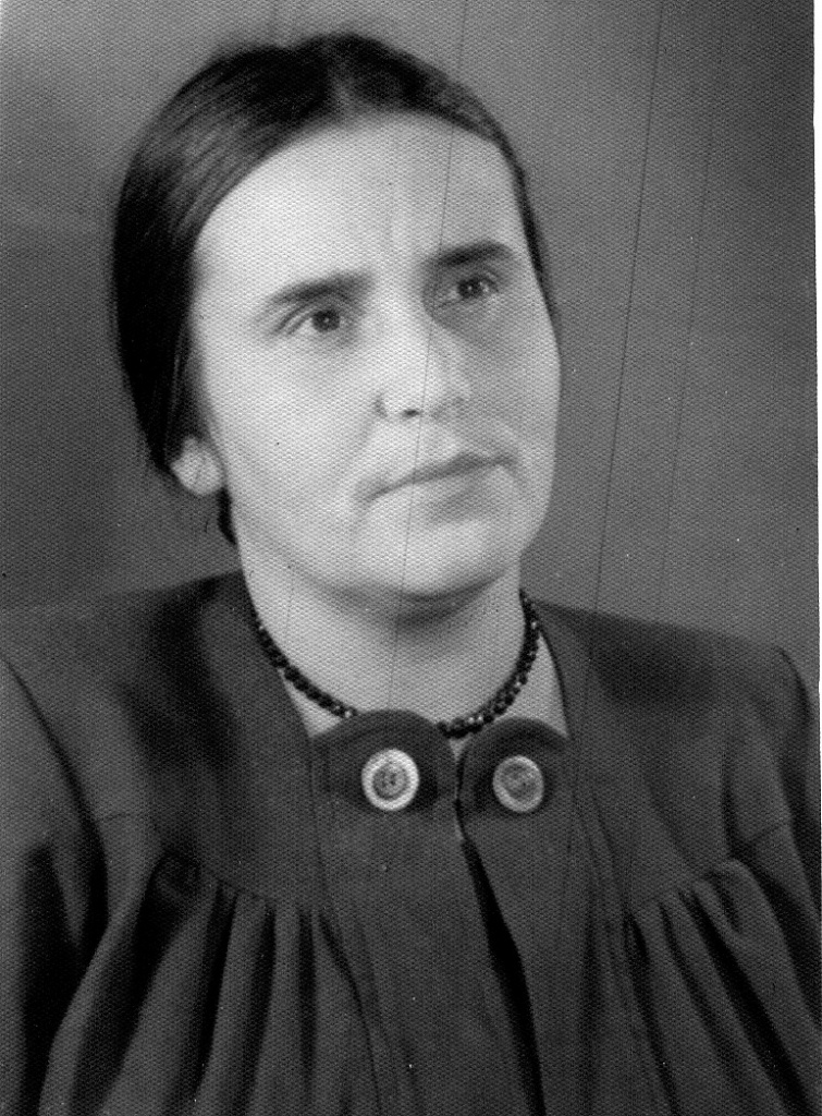 Л татьяничева. Татьяничева магнитогорск. Кармель медицинский центр. Портрет татьяничевой людмилы. Татьяничевой кармель.