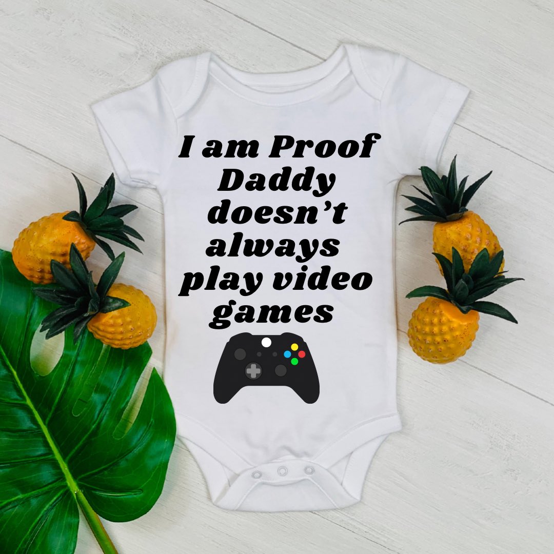 Does your baby daddy always play video games ? 

We have the perfect suit for you! 

Order today for 20% off! No code needed Afterpay also available! #gamer #gamerbaby #gamerdad #twitch #Streamers #fyp #baby 

Ps4: caitlinsbowtiqueandmore.com/products/i-am-…

Xbox: caitlinsbowtiqueandmore.com/products/proof…