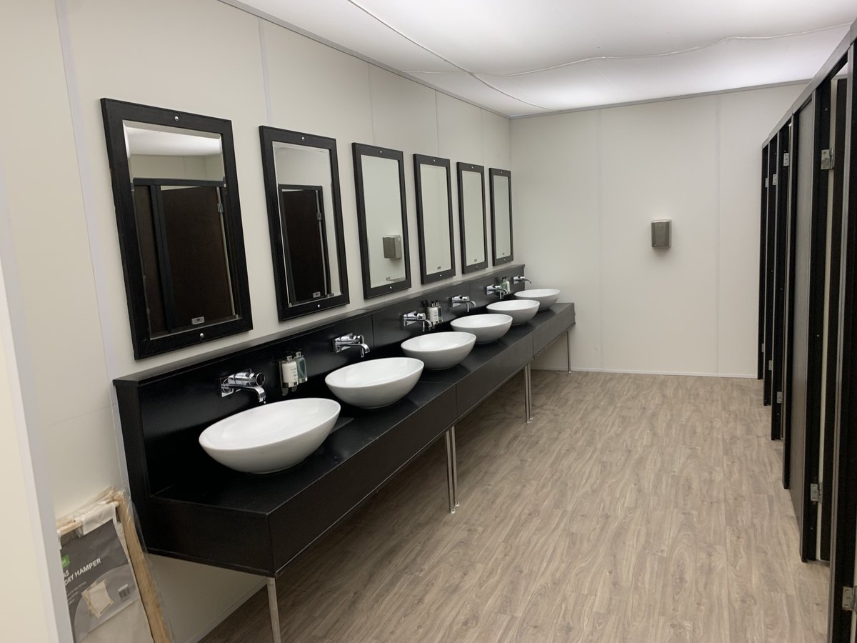 IGLOOSBOGBIRD's tweet photo. So good to be back - to normal - at Cheltenham last week providing a diverse range of styles & layouts of IGLOOS fabulous Moduvac & Panelled ranges #eventprofs #cheltenham #eventloos #luxurytoilets https://t.co/KOLEaNXLjp