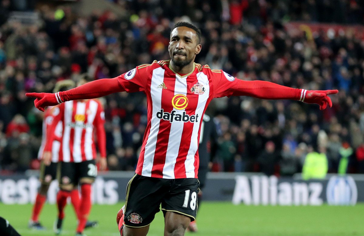SunderlandAFC's tweet photo. Legend. 

❤️ @IAmJermainDefoe https://t.co/BpI1W88pfI