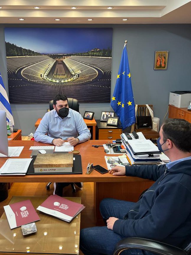 KostasDervos's tweet photo. Συναντήθηκα με τον νεότερο βουλευτή του Κοινοβουλίου, @liakosev, και συζητήσαμε για τις ευκαιρίες στη μάθηση και την ενίσχυση των δράσεων του ΙΝΕΔΙΒΙΜ στην Περιφερειακή Ενότητά της Δυτικής Αττικής όπου εκλέγεται. https://t.co/XGa2NjhXpx