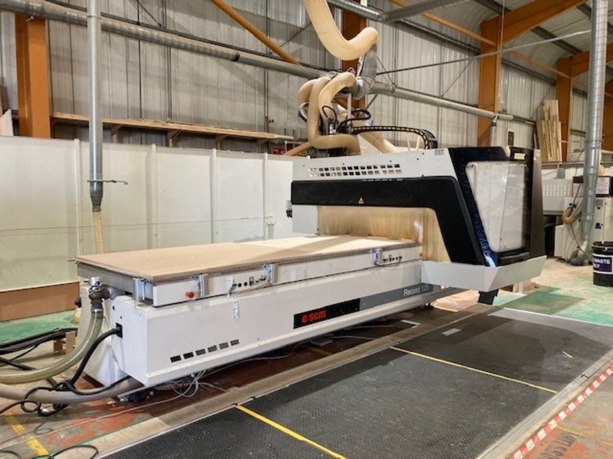 BidSpotterUK's tweet photo. We have Woodworking and Joinery machinery available all year round on #BidSpotter. Here is an auction from @SIA_Group  including CNC routers, Panel saws, Dust extractors, and more – https://t.co/8BET35xRiJ

#joinery #carpentry #woodworking #auction #onlineauction https://t.co/rLb9XoP0JI