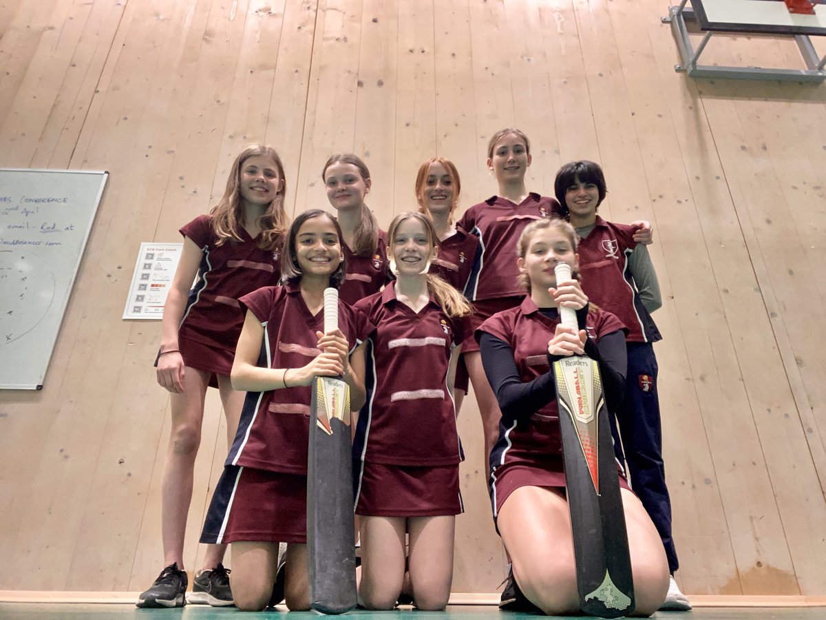 HighgateSpEx's tweet photo. Congratulations to our Y8 girls who won their U13 Girls Regional Competition yesterday. They have now progressed through to the Middlesex Finals!
#HighgateCricket https://t.co/0xuomGGN76
