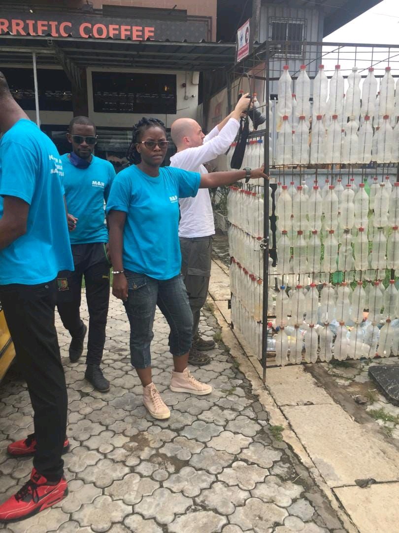 Madiba20161's tweet photo. La vision d'instaurer un véritable système durable de gestion des déchets passe par leur tri à la base !
#Ecobin cet innovation est un outil dont le rôle est capital car assure la #Sensibilisation d'une part, et le #Tri des plastiques d'autres part!
#Oceanside 
#recycling #reuse https://t.co/p4wv5THRds