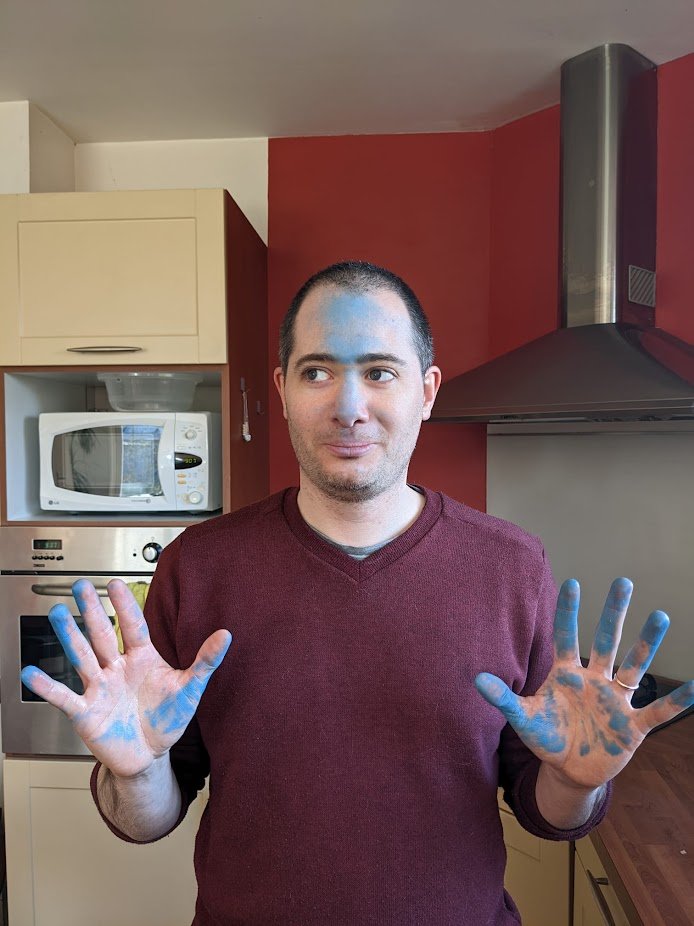 Au <a href="/ESEORobot/">Club robot ESEO</a>, on a enfin un début de méthode pour tenter d'infiltrer les locaux d'<a href="/TEAM_RCVA/">RCVA</a> sans se faire repérer... Nous recommandons : le déguisement de Schtroumpf.
#SchtroumpfBoulet #CDR2022 #Autodérision #EtCPartiPourLeMénage