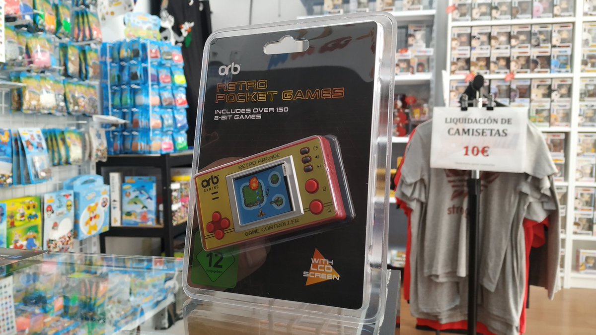 Alkadia_es's tweet photo. Mini Consola Portátil Retro Pocket Games 10cm #RetroGaming Disponible en tienda #Alkadia #AlcaládeHenares https://t.co/kVumxR3PbM