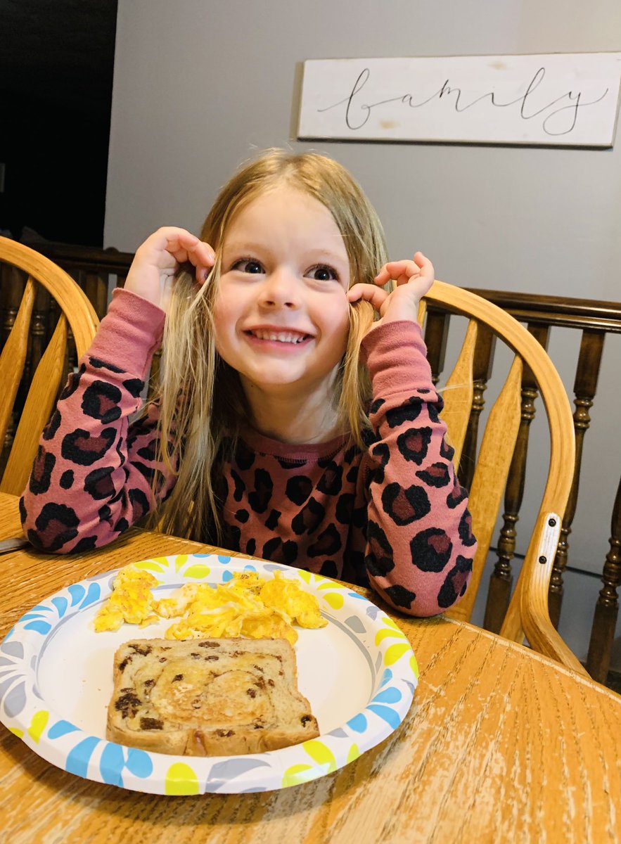 Breakfast with this girl #WINNING