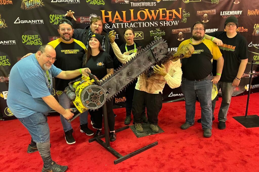 zombiesinmyblog's tweet photo. Jason dishes the details from his annual trek to St. Louis in the 2022 review of Transworld's Halloween &amp; Attractions Show:

https://t.co/AcBfIVelRf

#HAAShow #transworld2022 #transworldhauntshow #Hauntindustry #hauntedhouses #Halloween #HauntLife https://t.co/ehAJ4wNCdQ