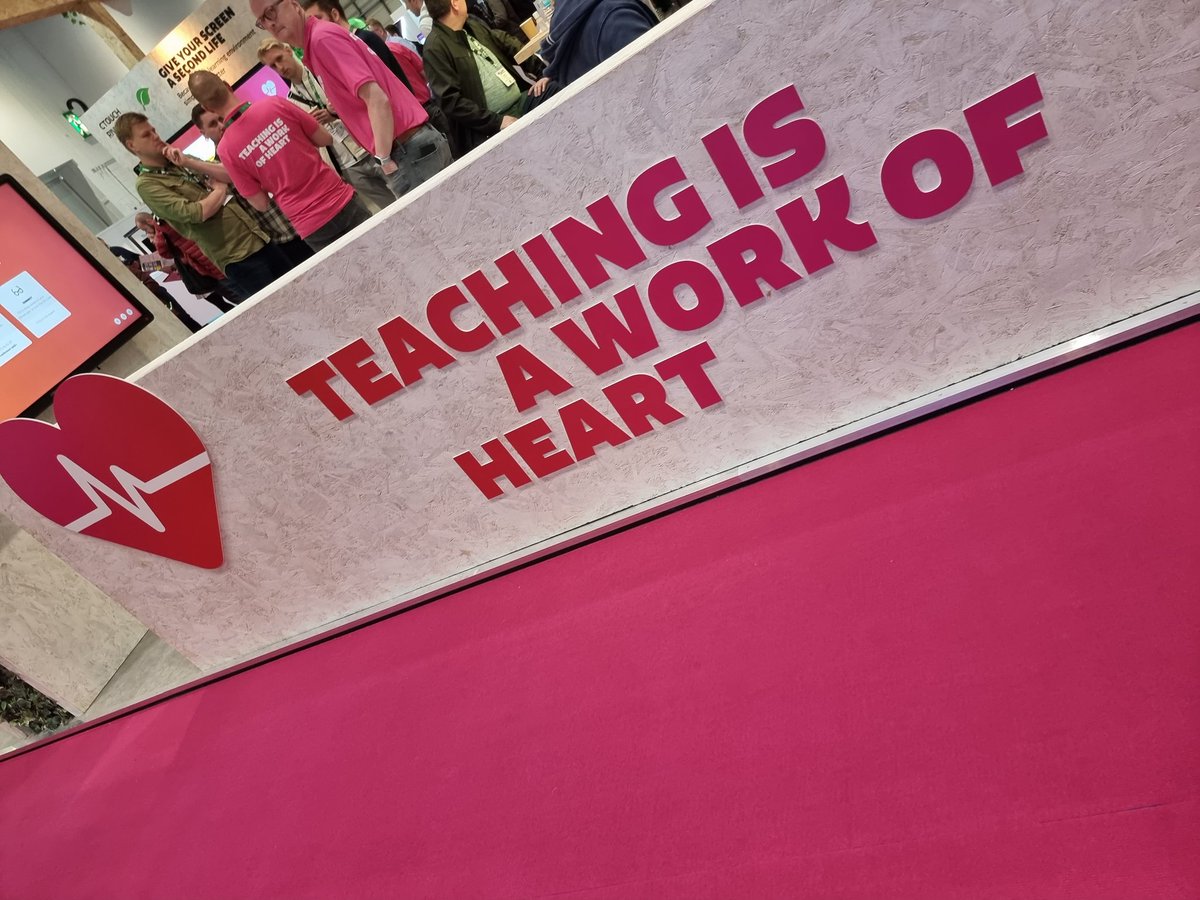 MrKershawEdu's tweet image. Seen this right after I heard Jeanette O'Connor at #Learnit2022 speak about the 3 steps to get others on board with your EdTech Journey is to appeal to their heart as teachers, if that doesn't work appeal to their head with evidence, and finally getting hands on with 1-1 support