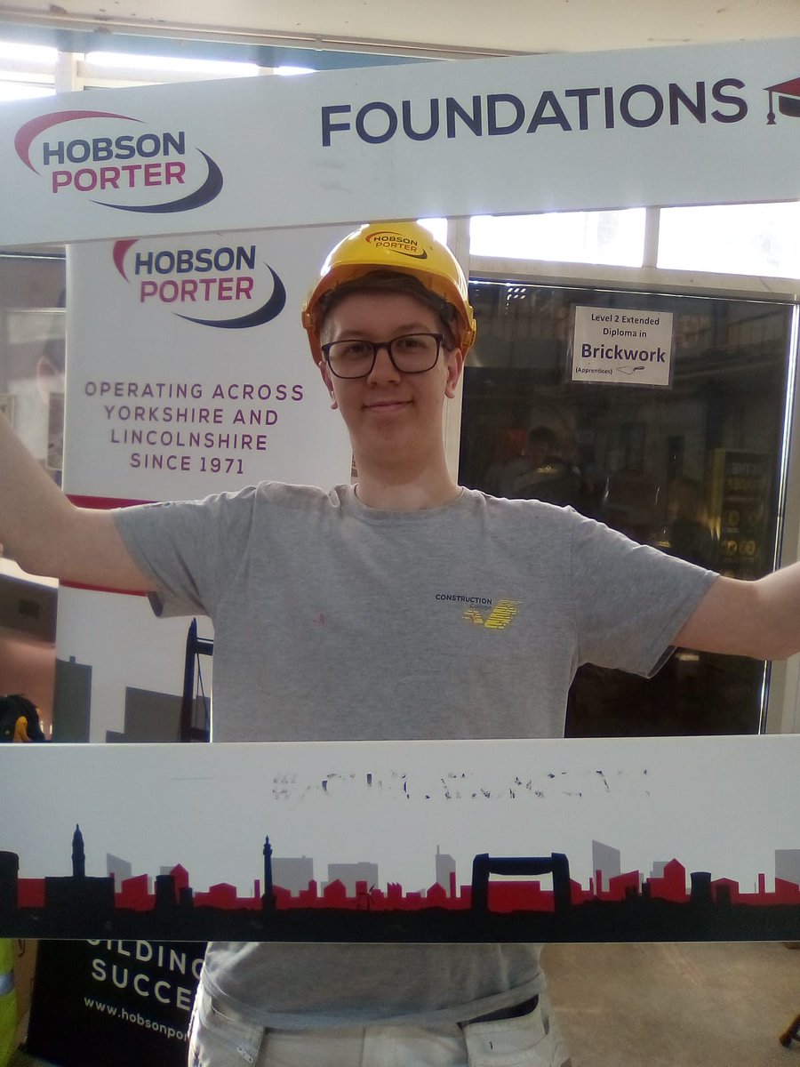 hobsonporter's tweet photo. Luke is currently completing a #paintinganddecorating course at @lincoln_college and is looking for full time work. If any of our contacts have positions available, please get in touch and we’ll gladly provide his details
#Construction #Lincoln #LoveConstruction #HPFoundations https://t.co/PXcDAjvC1b