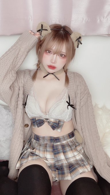 コスプレイヤーmonaのTwitter画像17