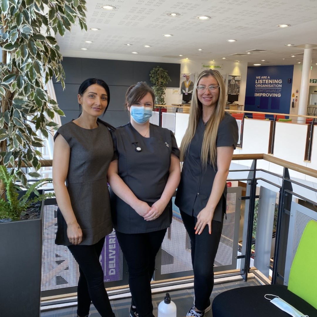 SLCek's tweet photo. Huge congratulations to our HNC Beauty Therapy students, Amanda Calikes, Siobhan Gallagher and Jade Donaldson who all got offered spa therapist positions at Cameron House! ๐
#YourCollegeYourWay #ChooseCollege
#ChooseSLC #BeSLCek https://t.co/oQBvcUQkRv