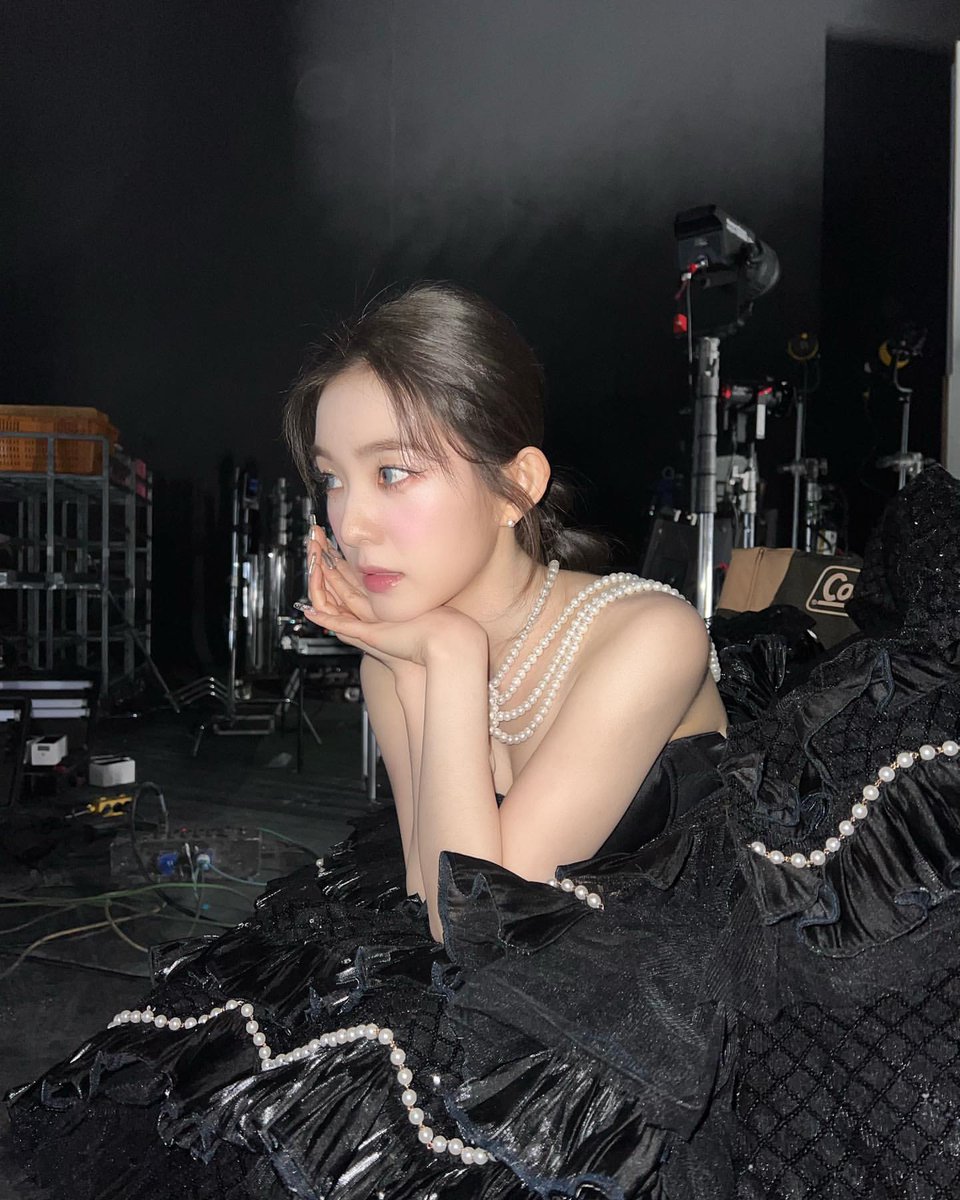 renestgrm's tweet photo. [INSTAGRAM POST] - 2P

🤍
https://t.co/KI1DKgufkb

@RVsmtown #RedVelvet #레드벨벳 #Irene #아이린 #TRF2022    
220324 · 20:55:18 KST https://t.co/cQKoUI9snS
