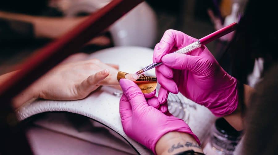 WestMidsVRP's tweet photo. Exploitation in the beauty industry commonly occurs in budget salons, where demand for low-cost treatments is high. 

To find out more on Labour Exploitation in Nail bars click here:
https://t.co/HGZJOEr5Z5 

#ModernSlavery
#WMExploitation
#OpAidant https://t.co/EmEocbNaqi