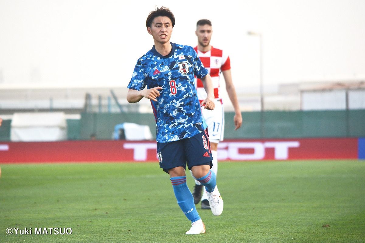 赤い彗星 東福岡高校サッカー Ob情報 U 21日本代表の荒木遼太郎選手がドバイカップで決勝点をアシスト 東福岡高等学校 サッカー部ob 第63期生 でu 21日本代表の荒木遼太郎選手が U 23クロアチア代表戦で決勝点をアシスト 詳しくは公式動画をご覧