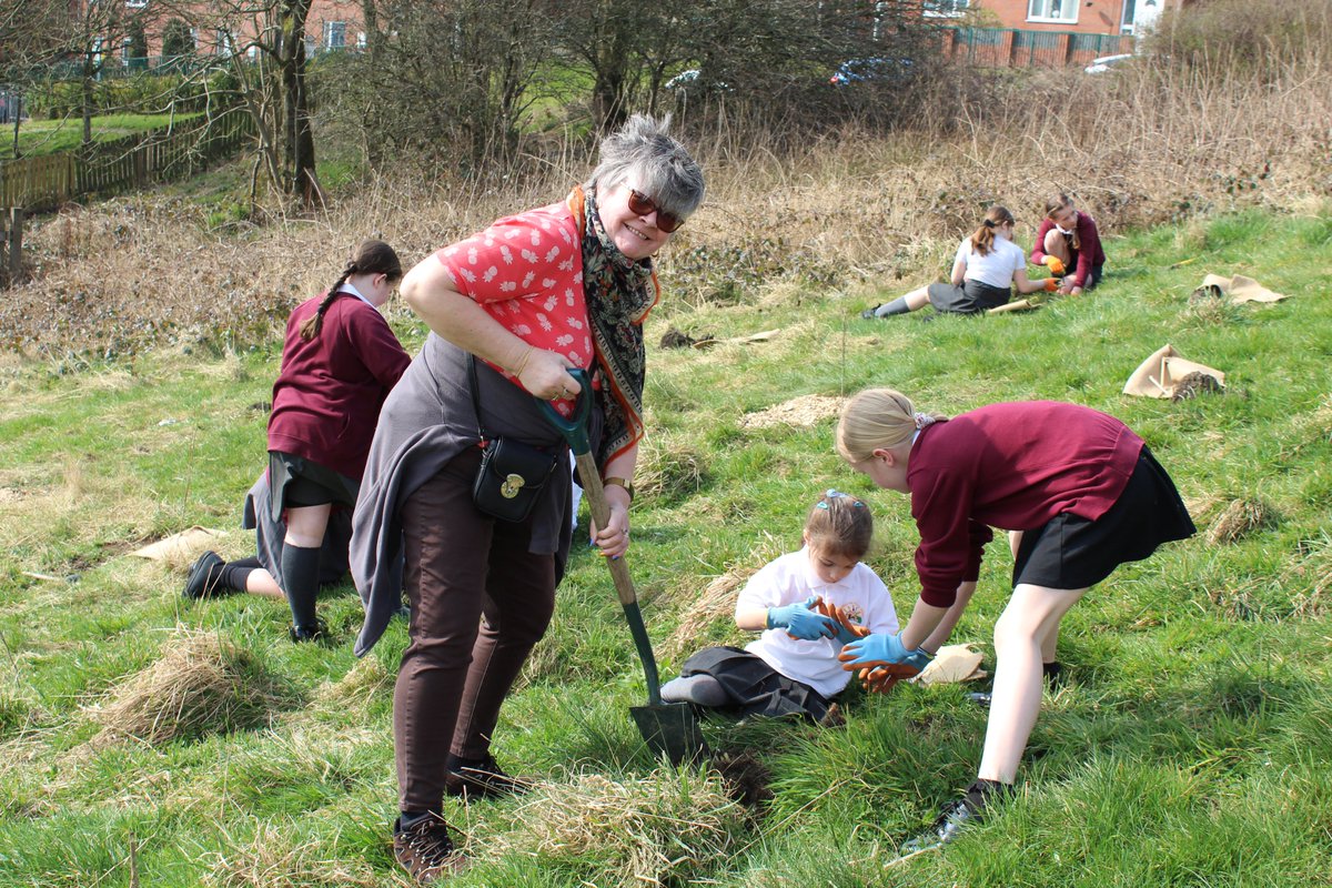 We had a fantastic day planting 200 trees yesterday.  Every child in our school took part.  Thank you to Joan, Sue, Michael @RochdaleCouncil  @cityoftrees @JEMSoc (Cllr Emsley), everyone else who helped (including our staff) and our fantastic pupils #growingourfuture #proud