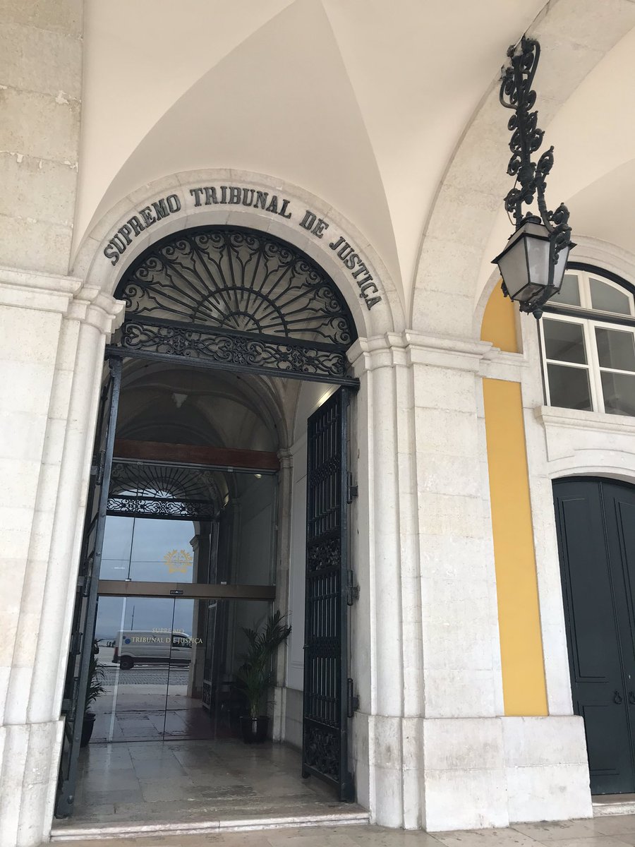 Tourisme judiciaire.