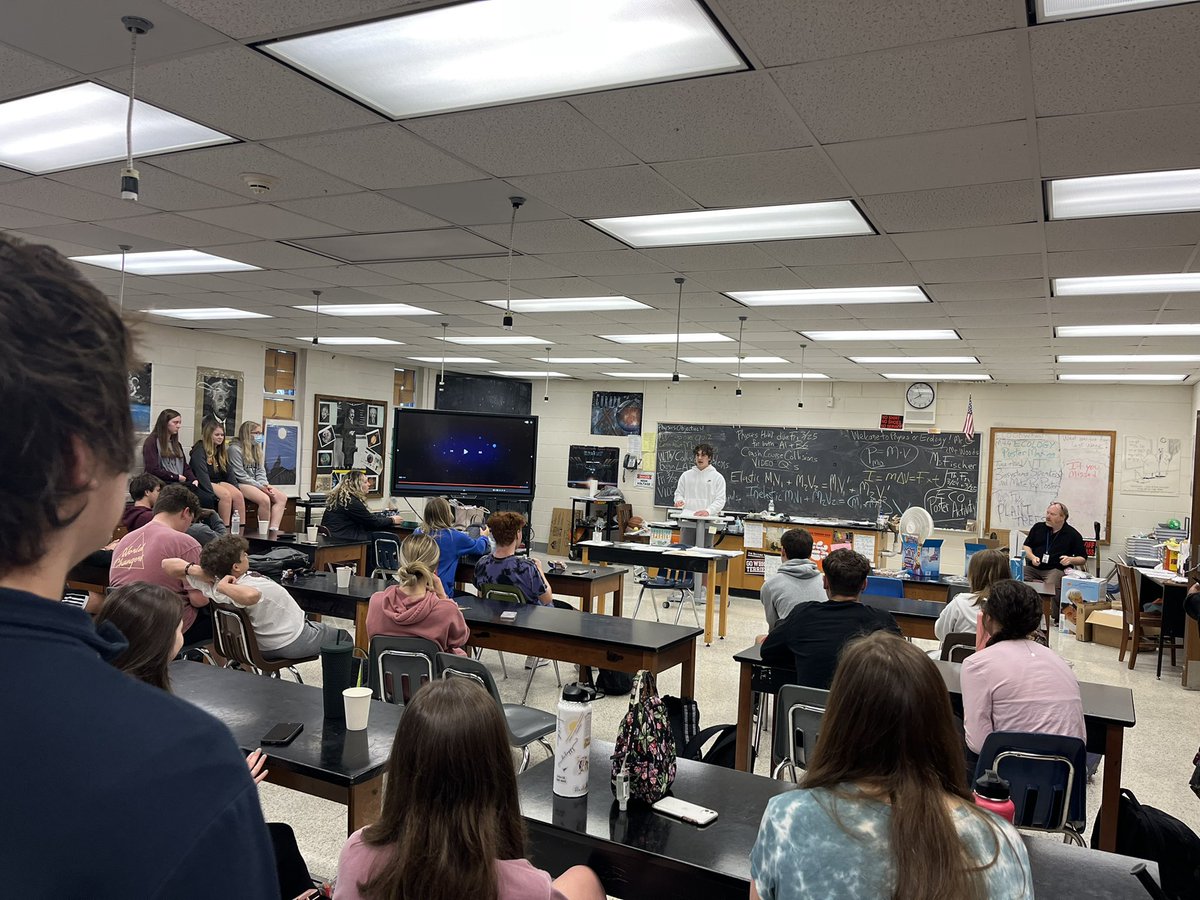 It’s a great Thursday morning at WBHS! We had 5 students commit their lives to Jesus for the first time today! Thank you Trevor Ruble for bringing the word to us! #fca #everycoacheveryathlete #fcasouthroanoke