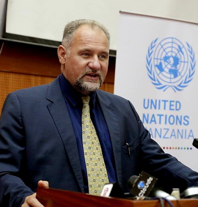 SufiQasim's tweet photo. Glad to join the #UNRC & #UNCT in the signing ceremony between the Government of Tanzania & the #UNTanzania of the #UNSCDF 2022-2027 today, 24Mar2022 in #Dodoma, #Tanzania.
An important milestone for the #UN system in Tanzania which will guide our work for the next 5 years. https://t.co/oIVUL7Pyn3