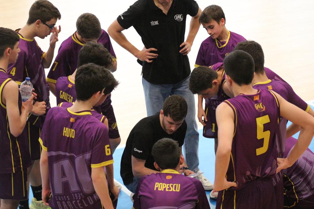 jacsants1935's tweet photo. 📸 #InfantilAmasc 

Fotografies de l'Infantil A masc de  la jornada passada 🆚 @FCBbasket

#somequip #somjac https://t.co/Aha3RaulYo