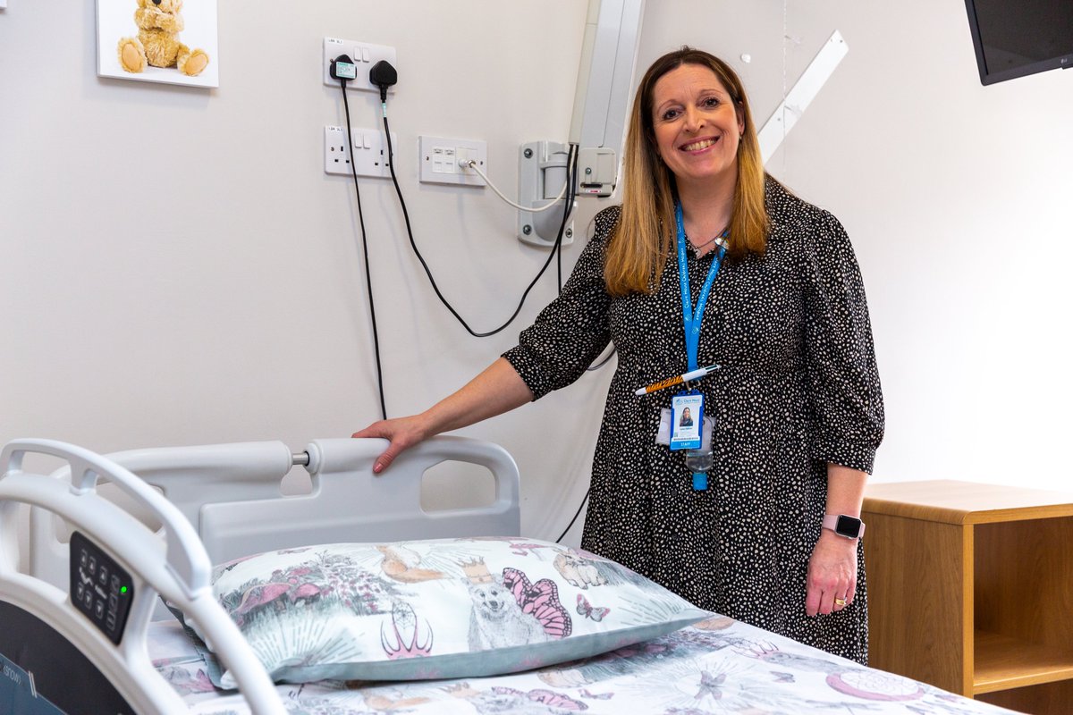 Claire House tweet media