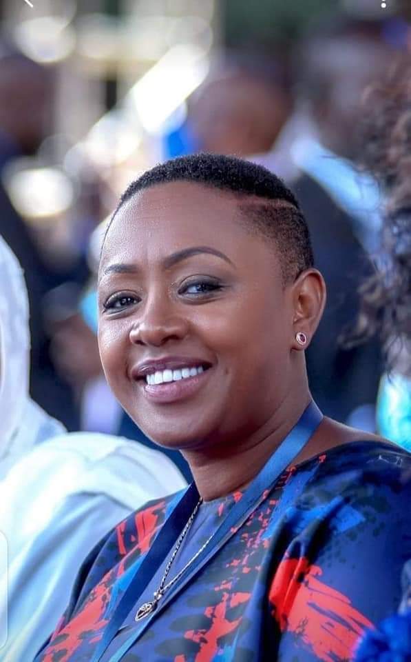 TheKaslim's tweet photo. Let's settle this one, beauty with brains.

❤️ For Sabina Chege
🔁 For Gladys Shollei

#JKLive https://t.co/0QwIutx20t