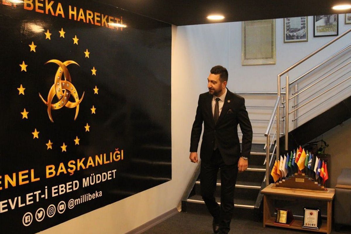 MBH Kuveyt Ülke Başkanlığı (@hasansevil0) on Twitter photo Milli Beka ruhu devam ettikçe islamın sancaktarı, sözcüsü, vatan sevdalısı, bayrak sevdalısı yine biziz, Osmanlının çocukları her ne kadar engellemelerle karşı karşıya da kalsa bunu yüreğinden, zihninden atamıyor.
<a href="/muratsahin2023/">Murat Şahin</a> <a href="/muratsahin2O23/">Murat Şahin Medya</a> Milli Beka ruhu devam ettikçe islamın sancaktarı, sözcüsü, vatan sevdalısı, bayrak sevdalısı yine biziz, Osmanlının çocukları her ne kadar engellemelerle karşı karşıya da kalsa bunu yüreğinden, zihninden atamıyor.
<a href="/muratsahin2023/">Murat Şahin</a> <a href="/muratsahin2O23/">Murat Şahin Medya</a>