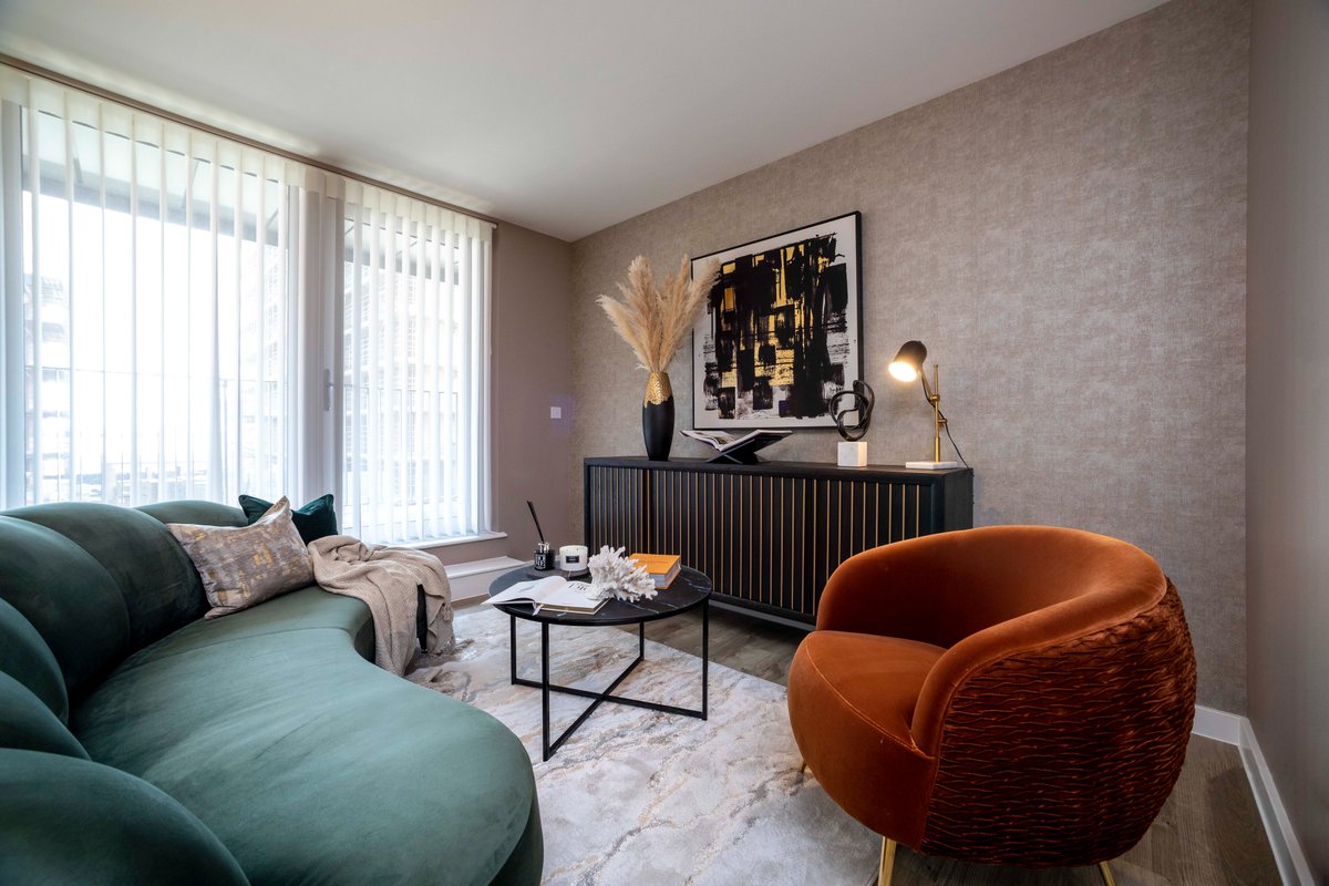 basefurnishings's tweet image. A new #Casestudy has landed on our website✨

Check this link to see how we delivered a beautifully designed #showflat for one of our clients👇

basefurnishings.co.uk/news/new-hayes…

#propertydevelopment #interiordesignmasters #London #Hayes #HomeInspo