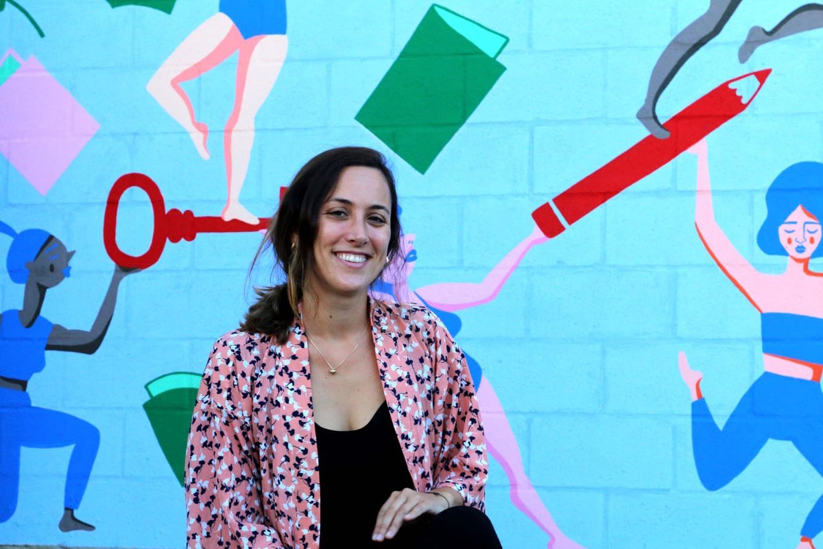 ✏ A artista Iria Prol -creadora da imaxe do cartel deste ano- estará ilustrando en directo un #ukelele durante o festival! 4 de xuño no Castelo de Ribadavia!💘
#ukelelekitproject #diy